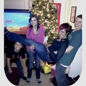 Meet your Posher, Desda